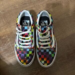 Women’s 7.5 vans